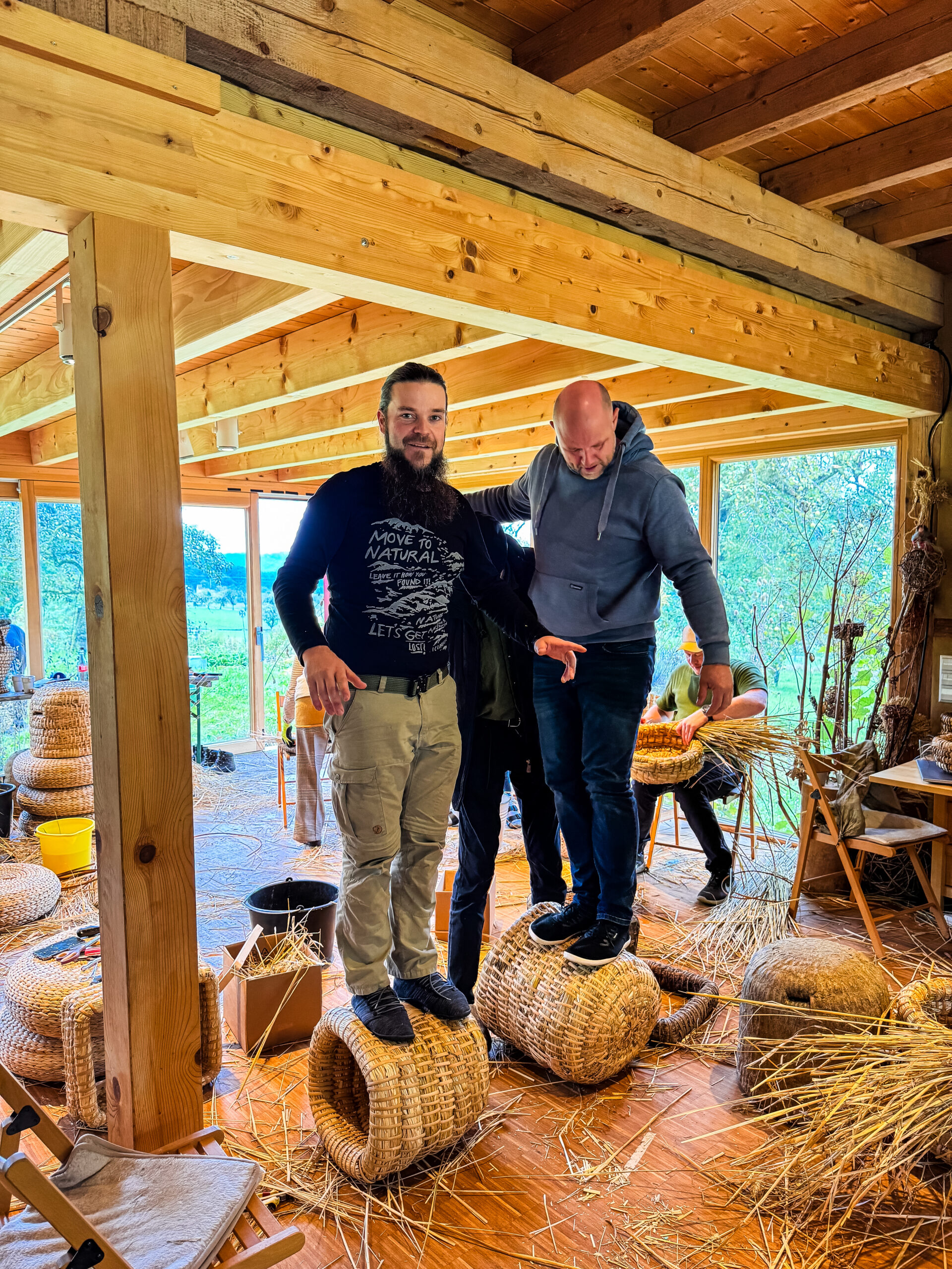 Selbst geflochtene Bienenkörbe sind um einiges stabiler, als die 2 cm Industriekorbe aus dem Laden